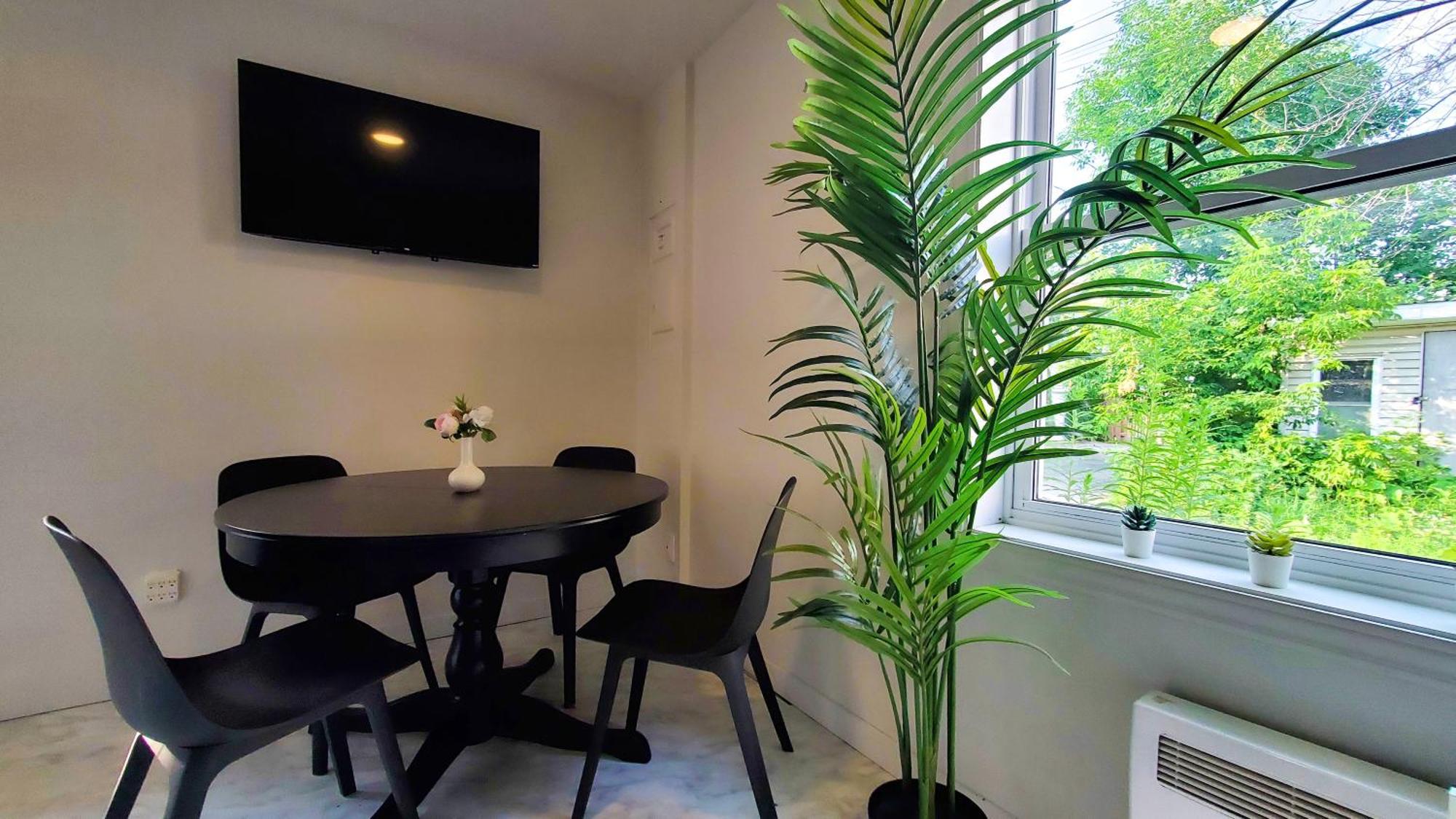 Les 300s 3e Avenue Appartement